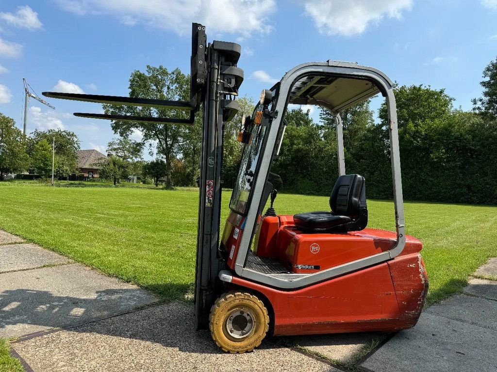 Frontstapler tip BT 1600KG elektrische heftruck triplex freelift sideshift, Gebrauchtmaschine in Hoenzadriel (Poză 1)