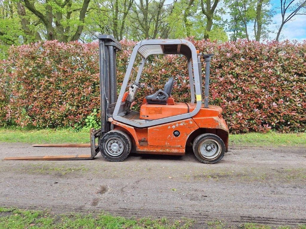 Frontstapler typu BT C4D460E, Gebrauchtmaschine v Antwerpen (Obrázok 2)