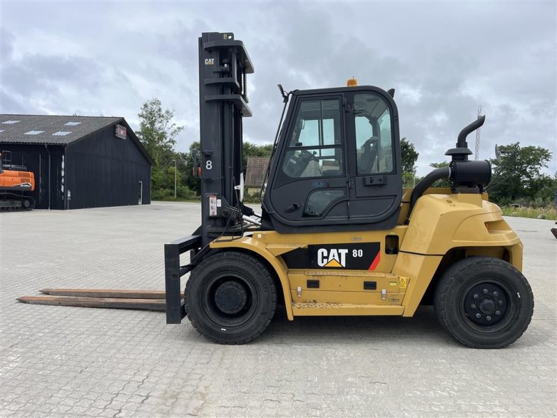 Frontstapler van het type CAT DP80N, Gebrauchtmaschine in Kalundborg (Foto 1)