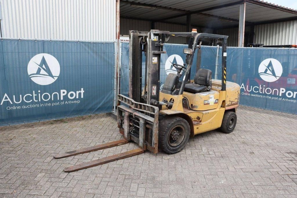 Frontstapler typu Caterpillar DP35K, Gebrauchtmaschine w Antwerpen (Zdjęcie 9)