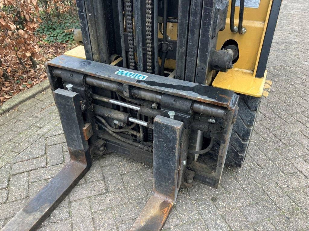 Frontstapler typu Caterpillar EP25K-PAC, Gebrauchtmaschine w Antwerpen (Zdjęcie 9)