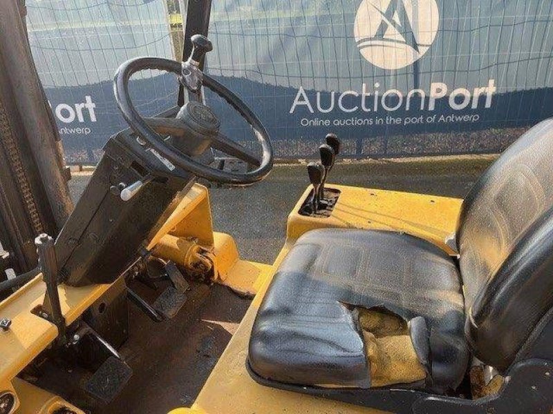 Frontstapler del tipo Caterpillar V50D, Gebrauchtmaschine en Antwerpen (Imagen 8)