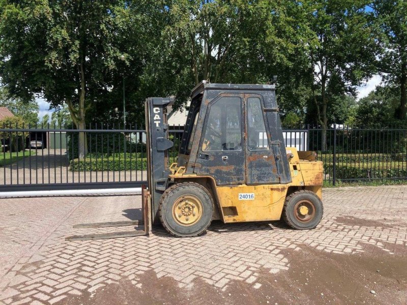 Frontstapler of the type Caterpillar V90E, Gebrauchtmaschine in Antwerpen (Picture 1)