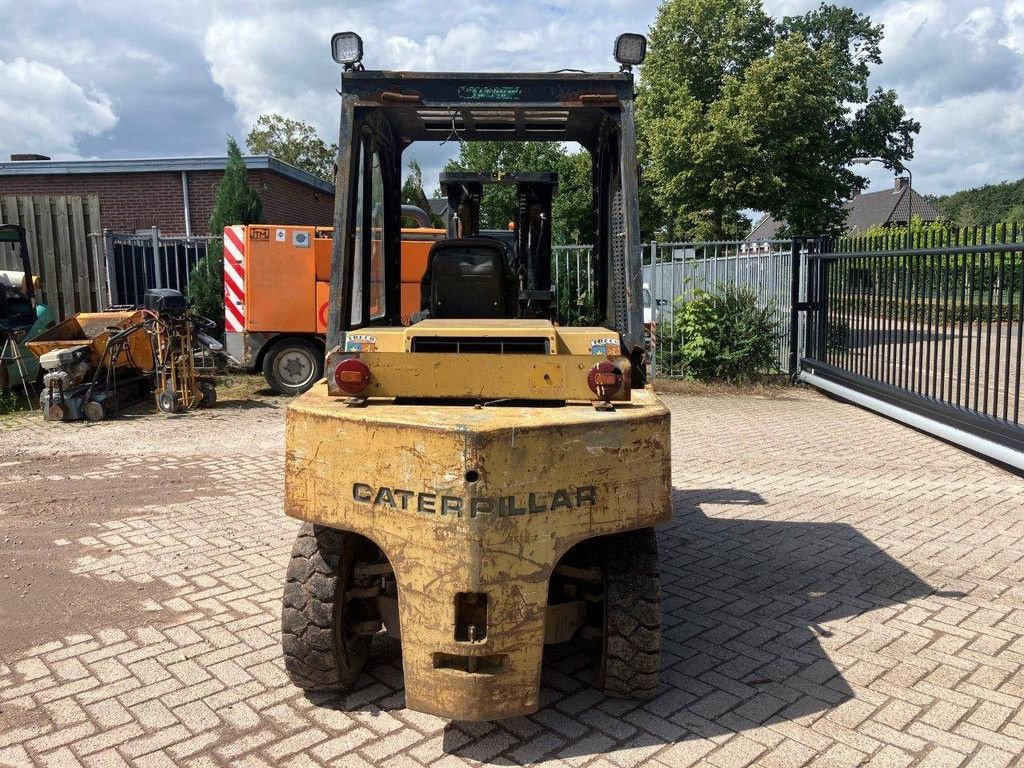 Frontstapler des Typs Caterpillar V90E, Gebrauchtmaschine in Antwerpen (Bild 4)