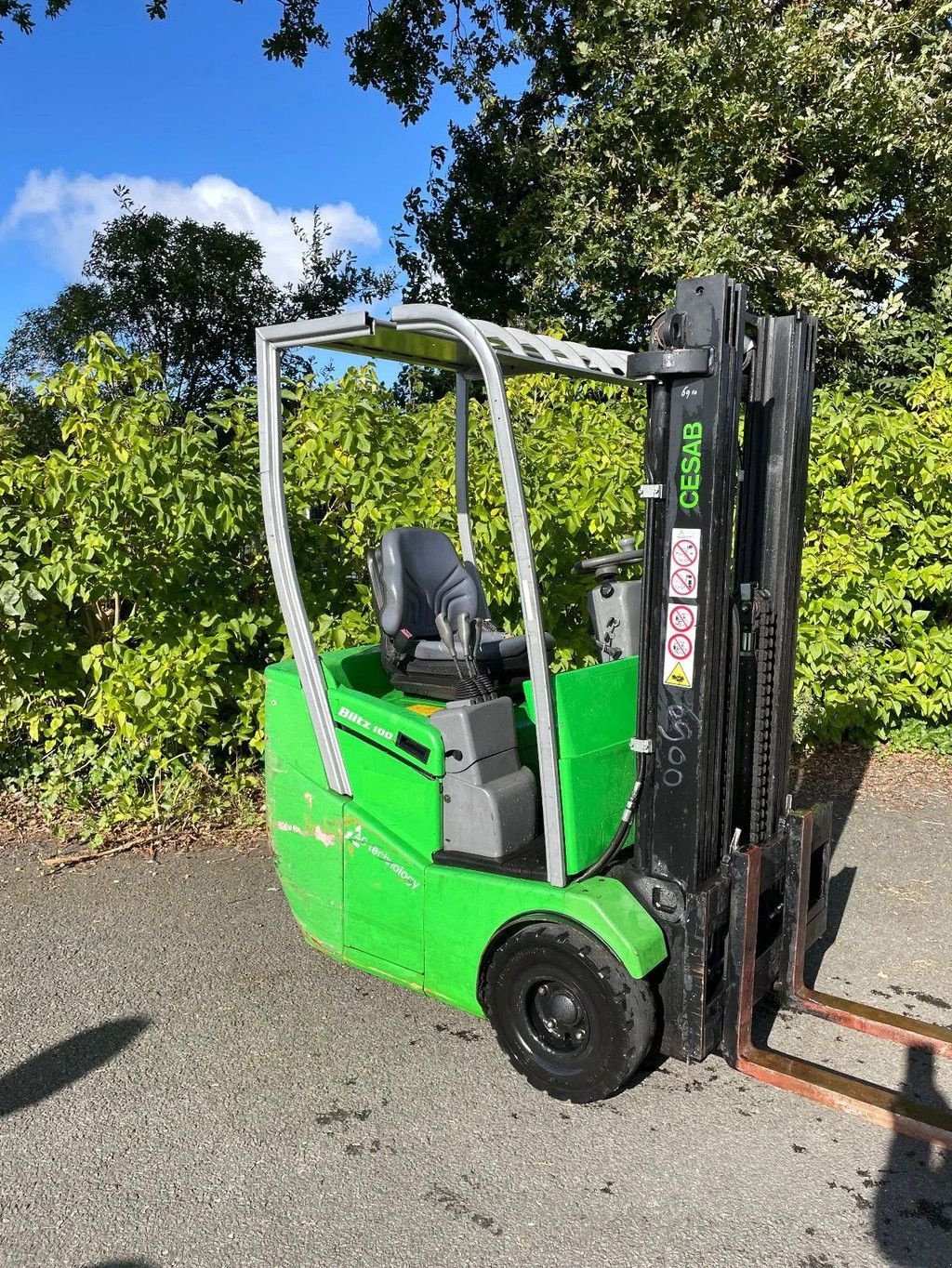 Frontstapler van het type Cesab Blitz 100 /BT heftruck triplex mast met freelift 5,5m Trip, Gebrauchtmaschine in Kwintsheul (Foto 1)