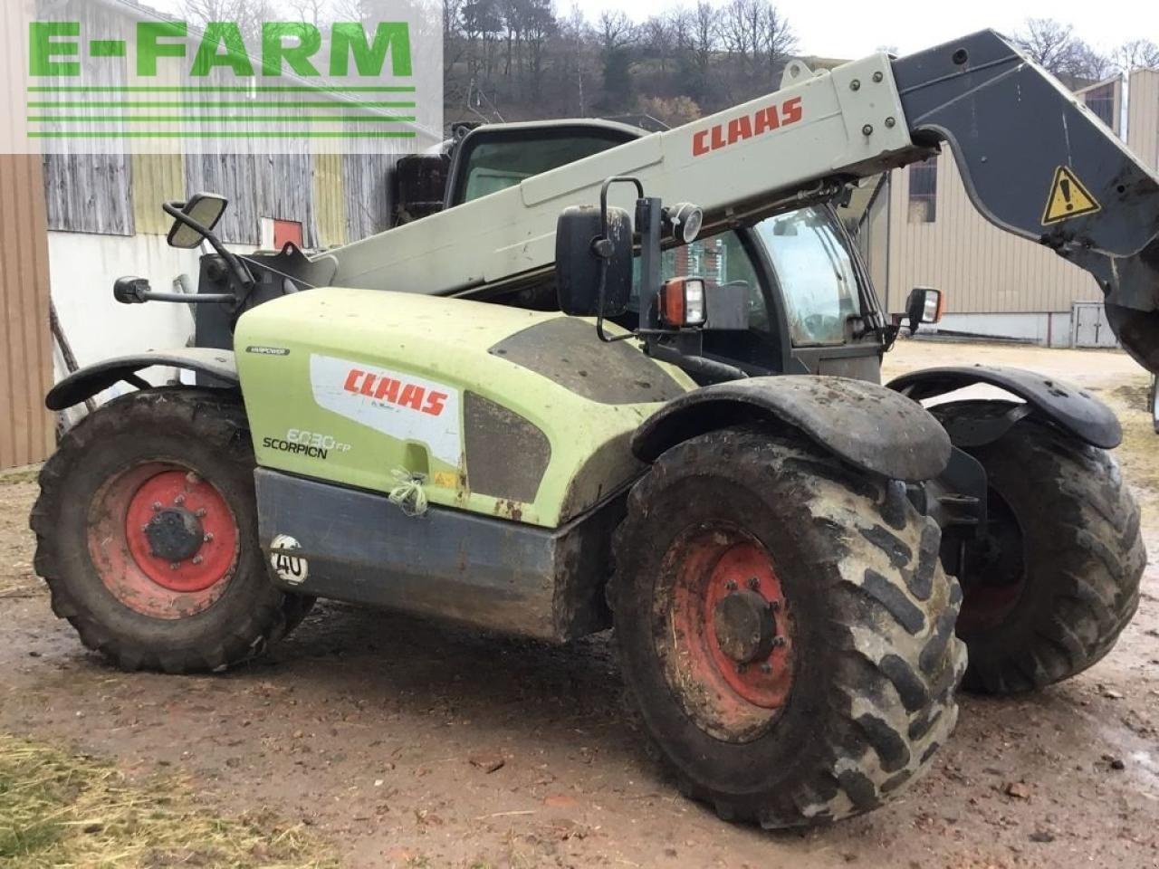 Frontstapler van het type CLAAS scorpion 6030, Gebrauchtmaschine in SAINTE-GENEVIÈVE-SUR-ARGENCE (Foto 2)