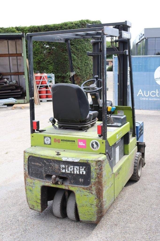 Frontstapler Türe ait Clark CTM20X, Gebrauchtmaschine içinde Antwerpen (resim 7)