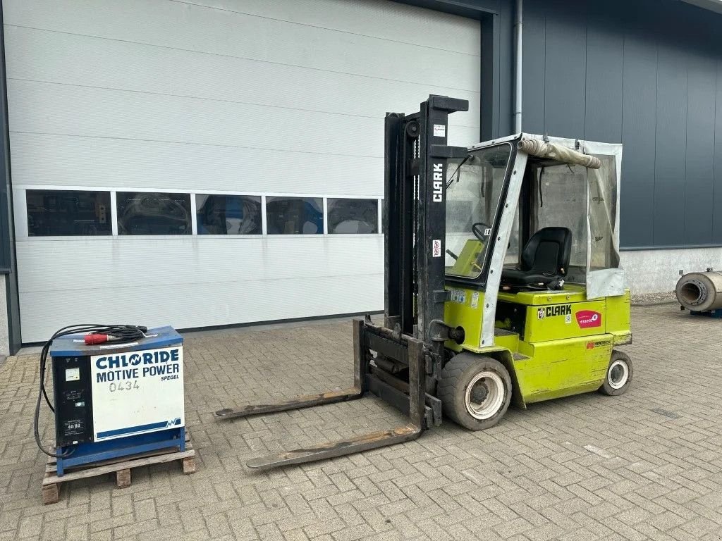 Frontstapler typu Clark EPM25N 2.5 ton Duplex Sideshift Elektra Heftruck, Gebrauchtmaschine w VEEN (Zdjęcie 5)