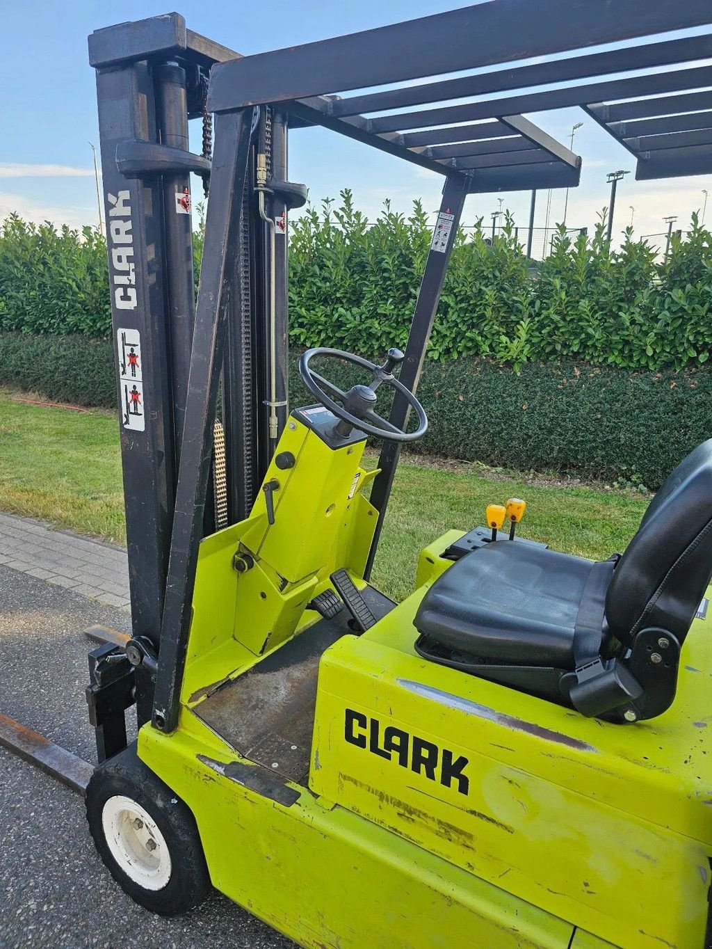 Frontstapler del tipo Clark TM16 Heftruck 1600KG 4.98M Triplex Freelift, Gebrauchtmaschine en Brakel (Imagen 10)