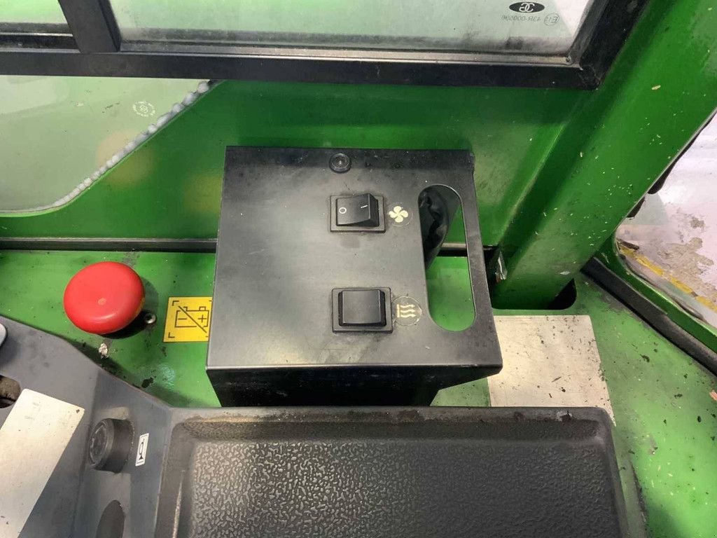 Frontstapler del tipo Combilift CBE2500, Gebrauchtmaschine en Antwerpen (Imagen 10)