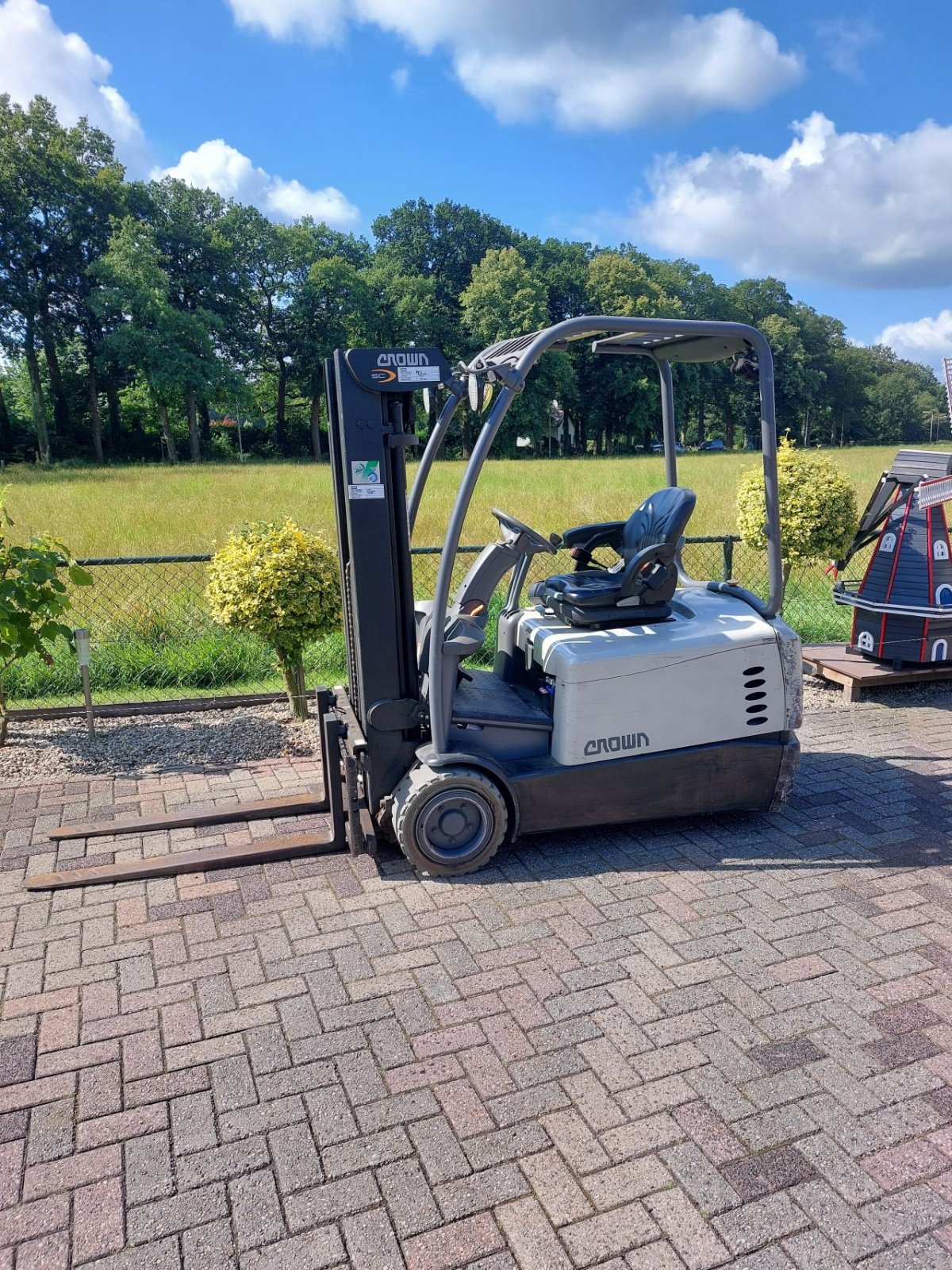 Frontstapler of the type Crown SC5340-18 triplex sideshift 4400, Gebrauchtmaschine in Harskamp (Picture 1)