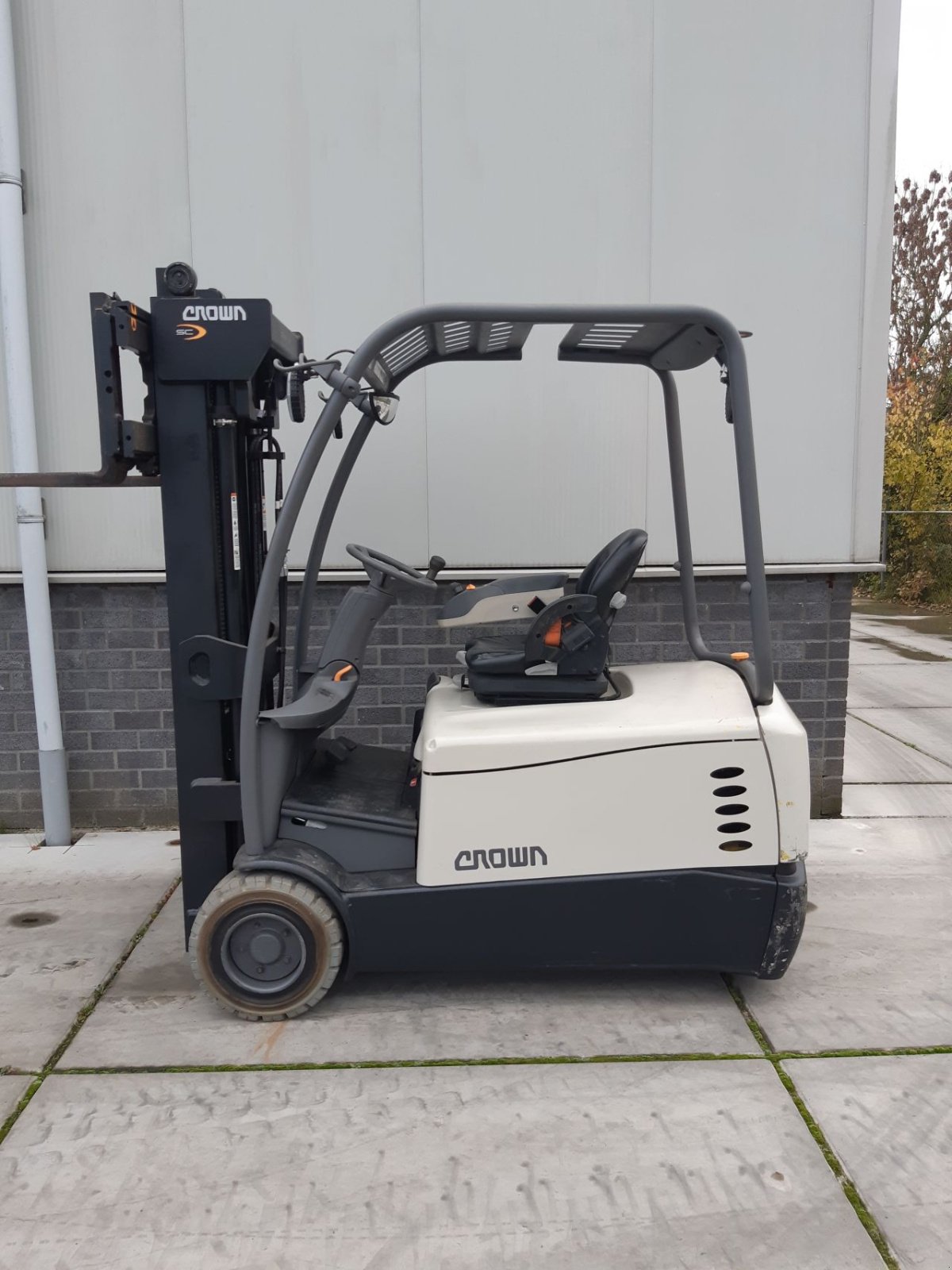 Frontstapler van het type Crown SC5340-2.0, Gebrauchtmaschine in Biddinghuizen (Foto 1)