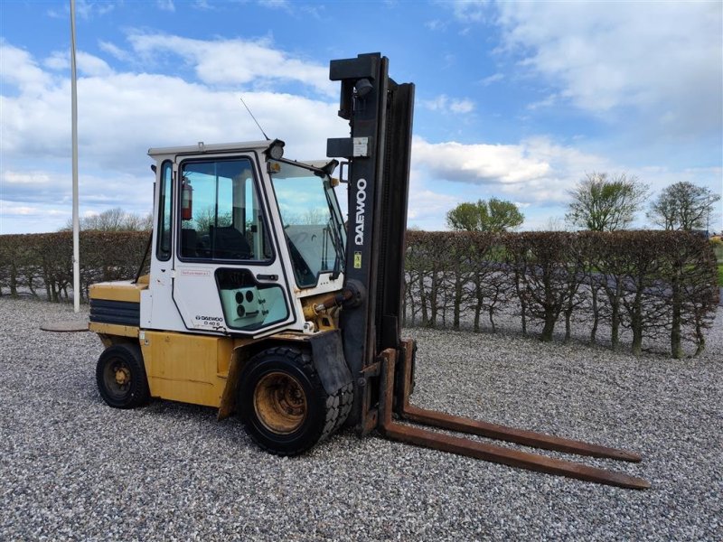 Frontstapler des Typs Daewoo D40S Diesel Gaffeltruck, Gebrauchtmaschine in Gredstedbro (Bild 1)