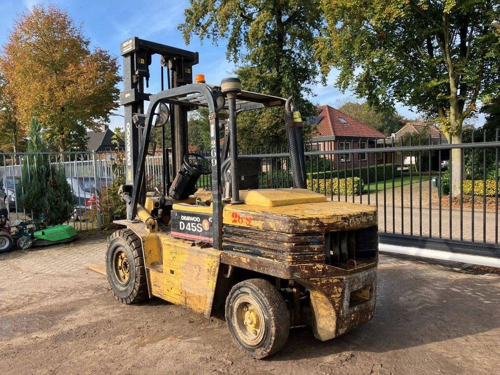 Frontstapler van het type Daewoo D45S, Gebrauchtmaschine in Antwerpen (Foto 3)