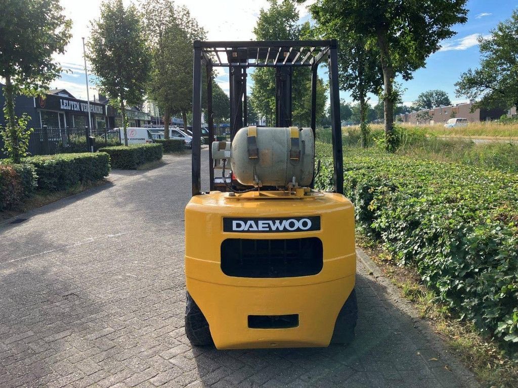 Frontstapler del tipo Daewoo G30E-3, Gebrauchtmaschine In Antwerpen (Immagine 4)