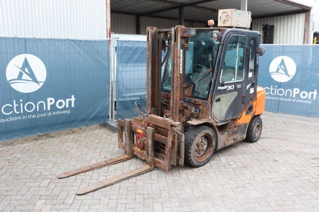 Frontstapler del tipo Doosan 30, Gebrauchtmaschine en Antwerpen (Imagen 9)