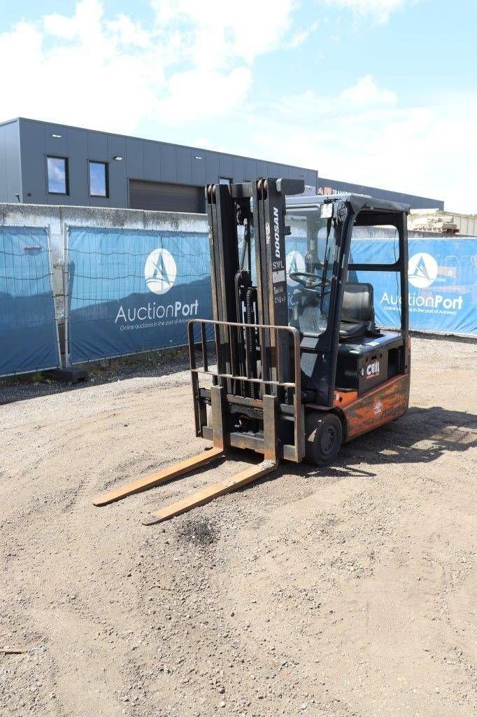 Frontstapler typu Doosan B15T-5, Gebrauchtmaschine v Antwerpen (Obrázek 10)