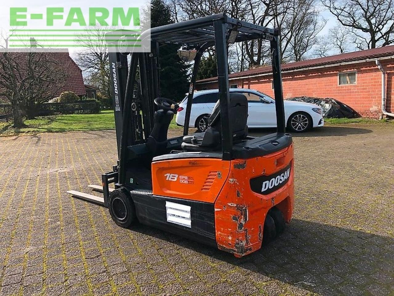 Frontstapler van het type Doosan b18t-7 elektro gabelstapler * triplex seitenschub 1,8 to, Gebrauchtmaschine in DELMENHORST (Foto 3)