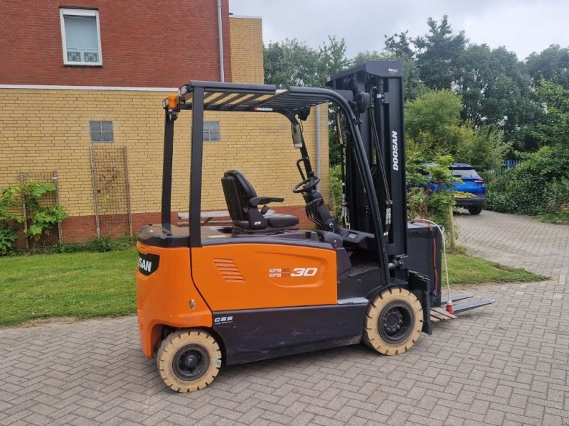 Frontstapler des Typs Doosan B30X-7, Gebrauchtmaschine in Middelharnis