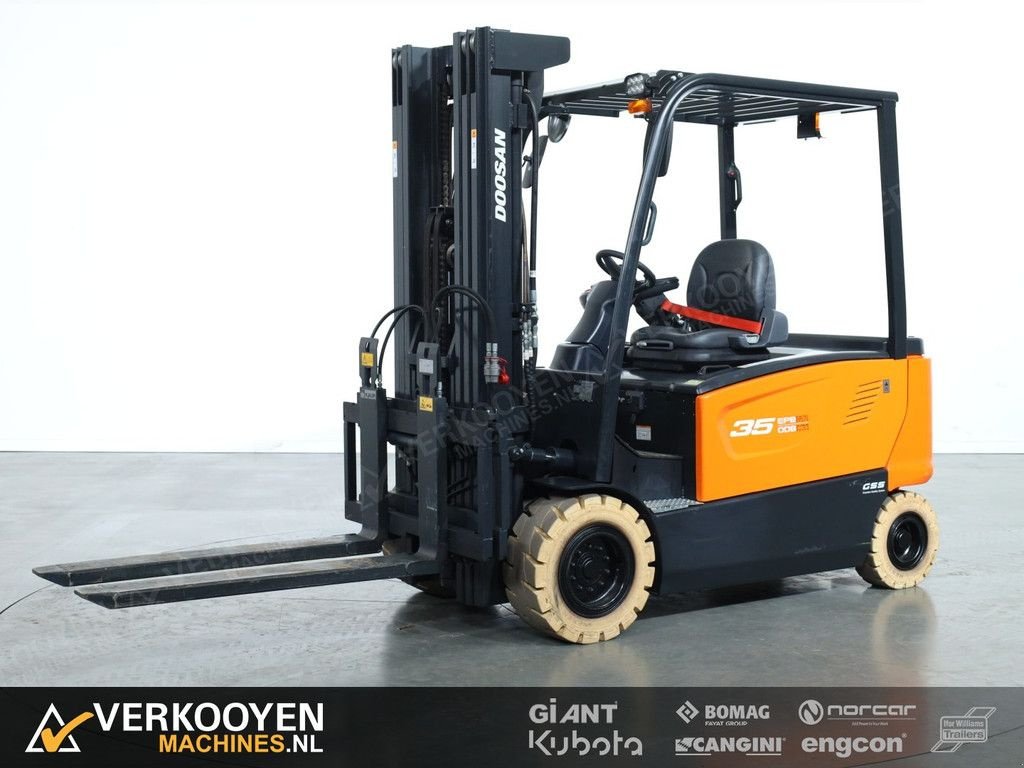 Frontstapler van het type Doosan B35X-7 Electric Side-shift + Forkpositioner, Gebrauchtmaschine in Vessem (Foto 1)