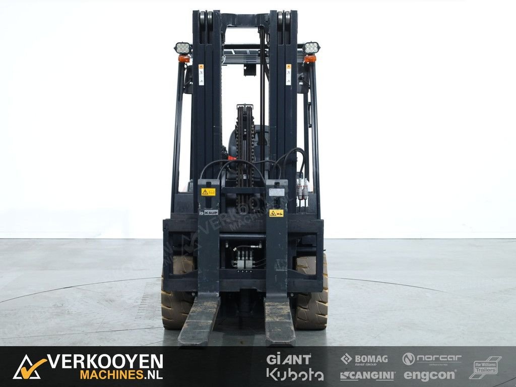 Frontstapler от тип Doosan B35X-7 Electric Side-shift + Forkpositioner, Gebrauchtmaschine в Vessem (Снимка 9)