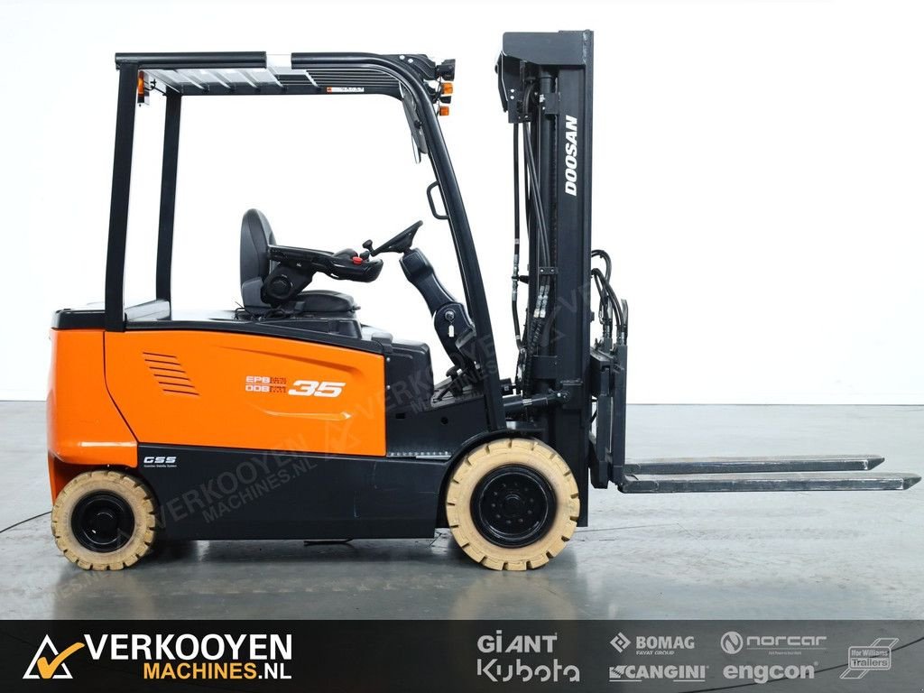 Frontstapler van het type Doosan B35X-7 Hydr Extension Forks + Sideshift Triplex-482cm, Gebrauchtmaschine in Vessem (Foto 7)