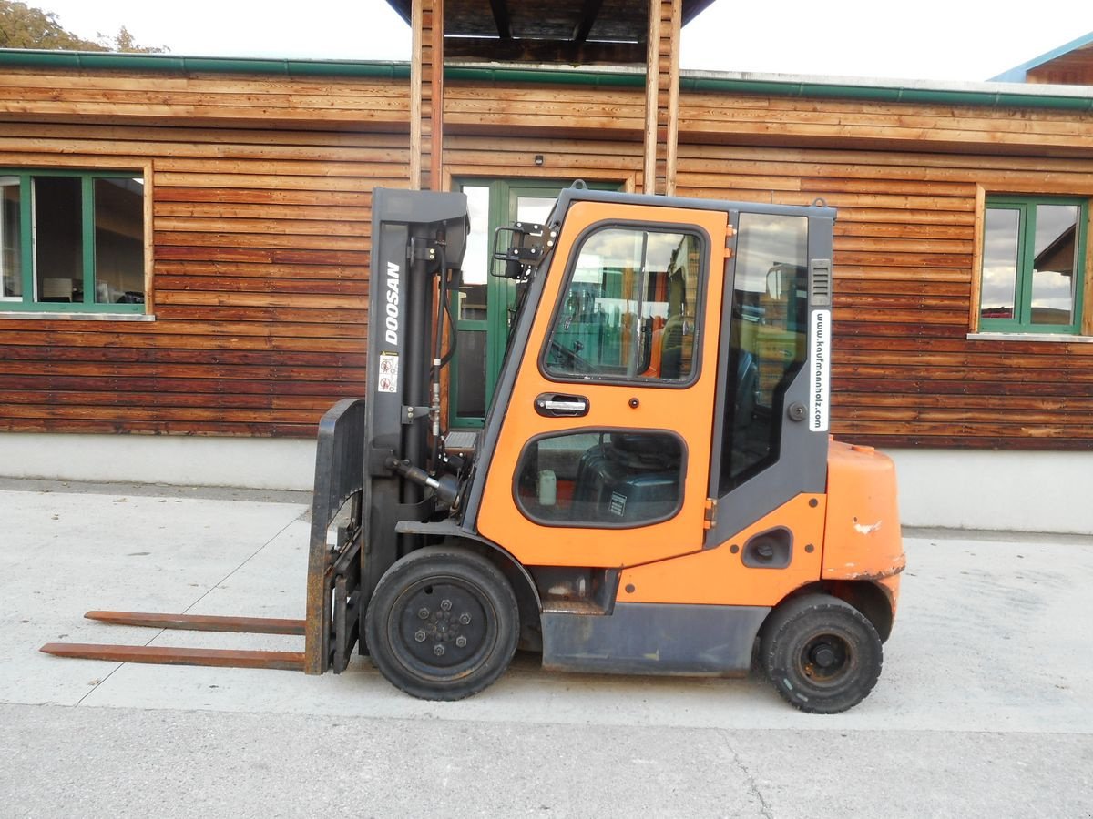 Frontstapler del tipo Doosan D25S-5 Triplex 4,73m + SS + Kabine, Gebrauchtmaschine In St. Nikolai ob Draßling (Immagine 1)