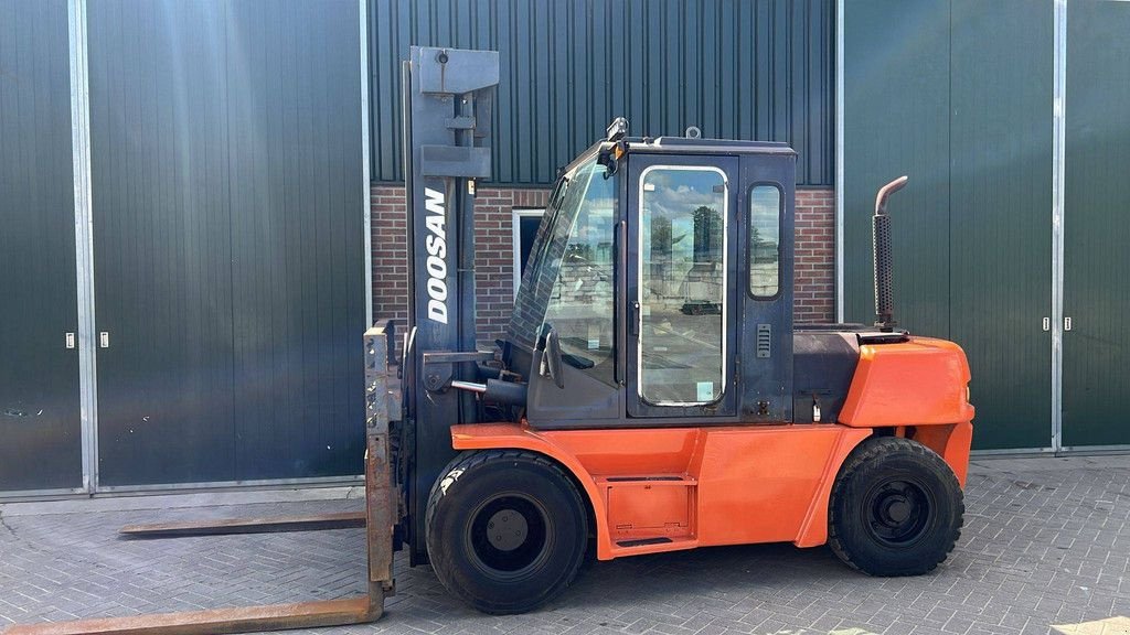 Frontstapler typu Doosan D70S-5, Gebrauchtmaschine w Antwerpen (Zdjęcie 1)