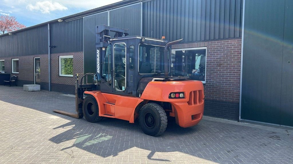 Frontstapler tip Doosan D70S-5, Gebrauchtmaschine in Antwerpen (Poză 3)