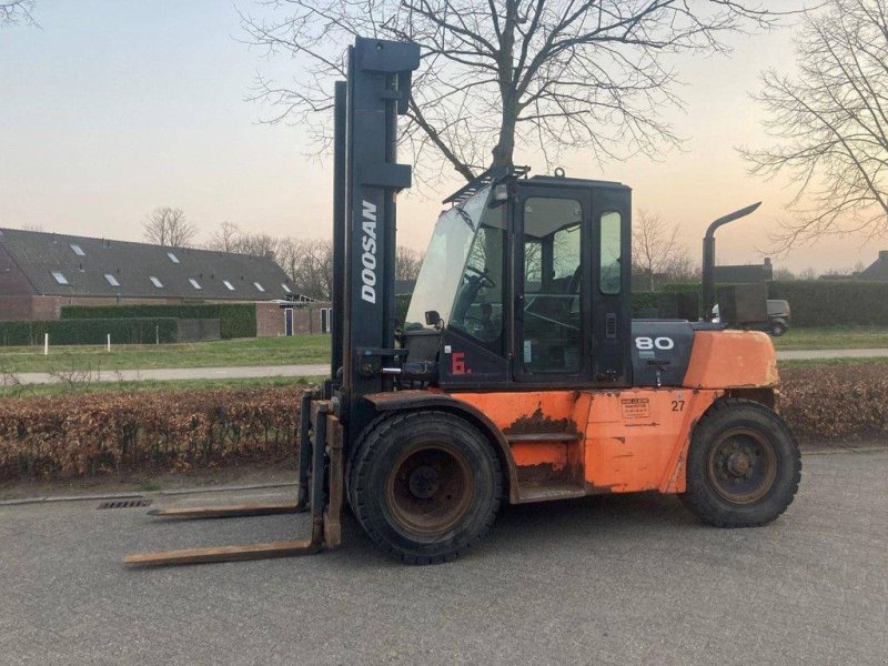 Frontstapler of the type Doosan D80s-5, Gebrauchtmaschine in Antwerpen (Picture 1)