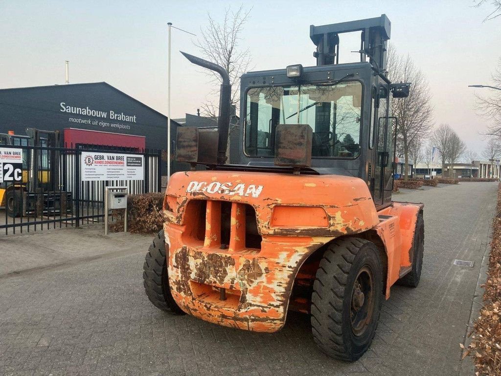 Frontstapler от тип Doosan D80s-5, Gebrauchtmaschine в Antwerpen (Снимка 5)