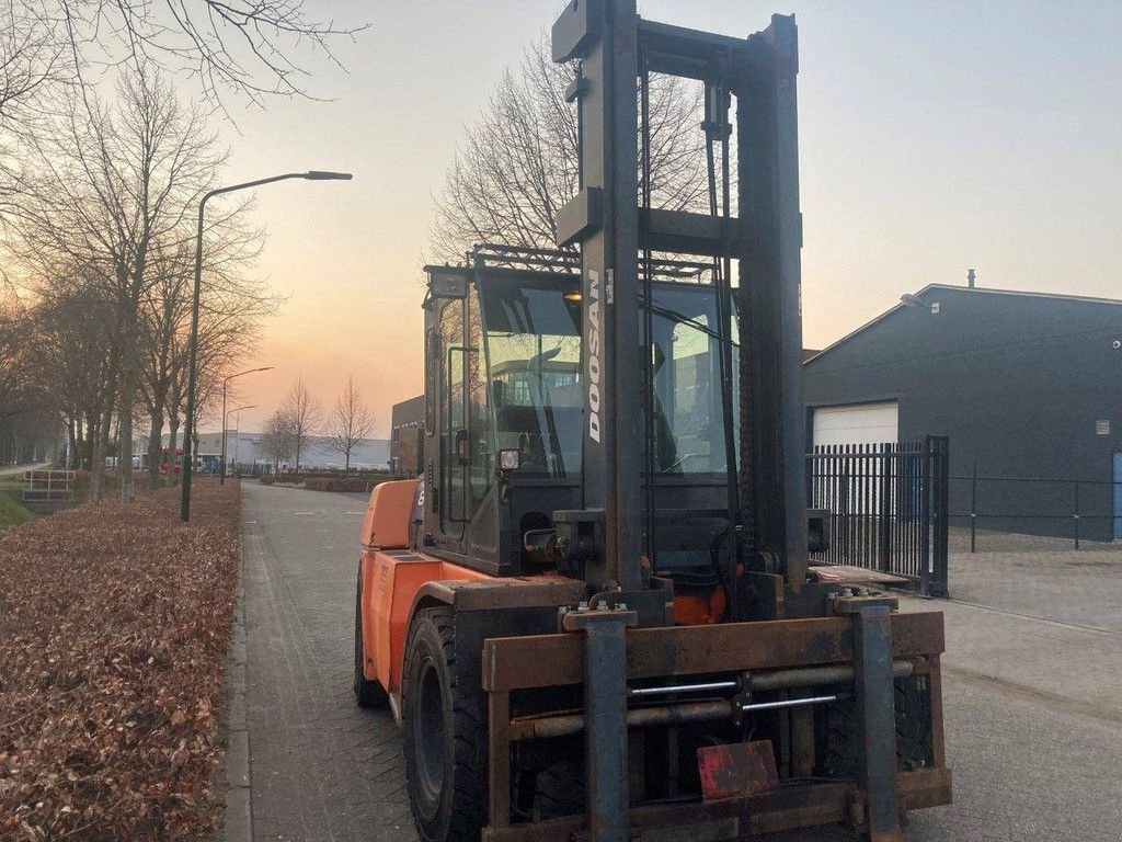 Frontstapler of the type Doosan D80s-5, Gebrauchtmaschine in Antwerpen (Picture 7)