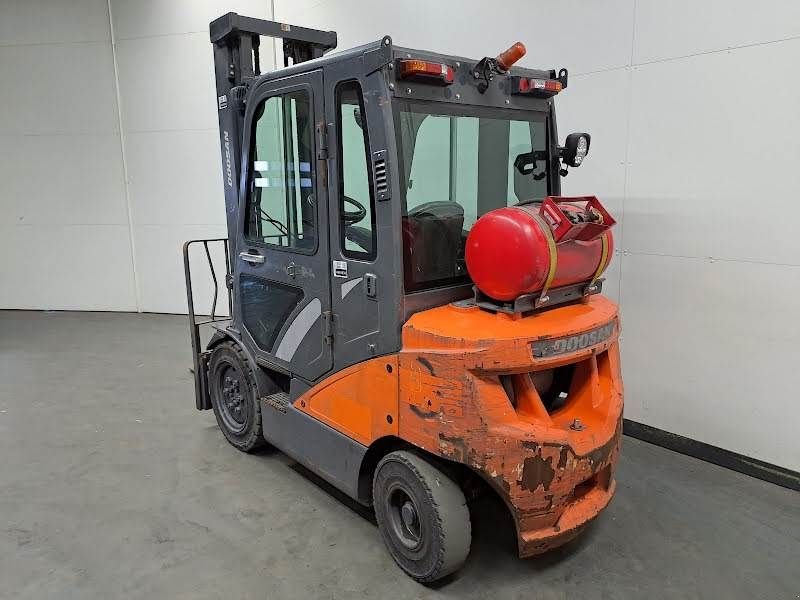 Frontstapler del tipo Doosan G25P-7, Gebrauchtmaschine en Waregem (Imagen 4)