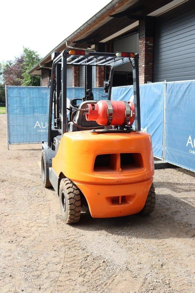 Frontstapler of the type Doosan G35C-5, Gebrauchtmaschine in Antwerpen (Picture 4)