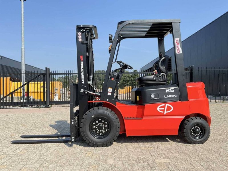 Frontstapler van het type EP EFL252X, Neumaschine in Antwerpen