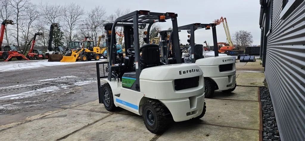 Frontstapler tip Eurotrac 3ton electro heftruck. FE 30 ECO nieuw, Gebrauchtmaschine in Scharsterbrug (Poză 4)