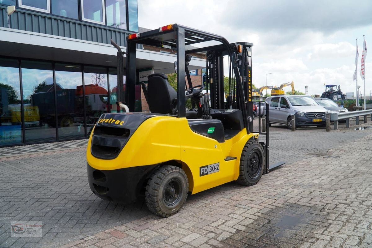 Frontstapler van het type Eurotrac Eurotrac FD30-II, Neumaschine in Dimbach (Foto 3)