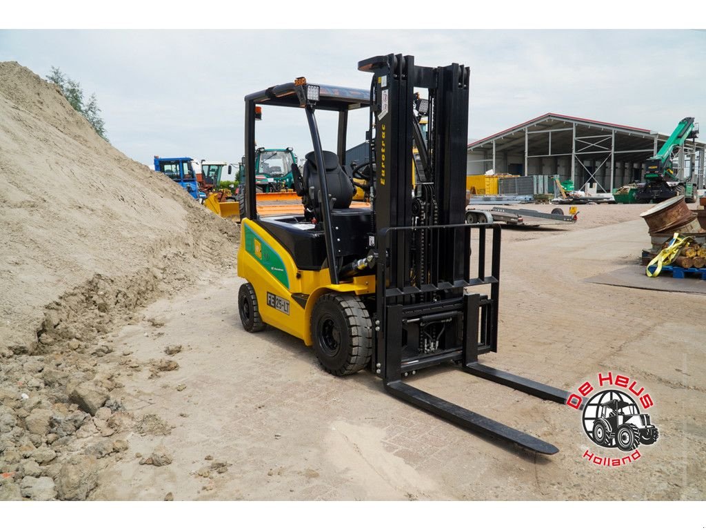 Frontstapler van het type Eurotrac FE25-LT, Neumaschine in MIJNSHEERENLAND (Foto 7)