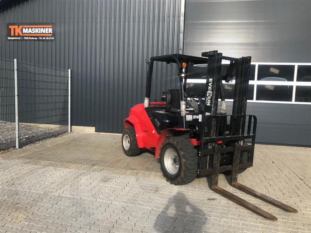 Frontstapler del tipo Everun Terrængående gaffeltruck Everun 2500kg, Gebrauchtmaschine en Vinderup (Imagen 2)