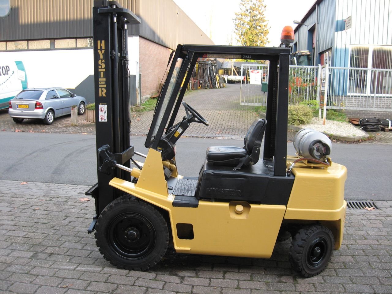 Frontstapler типа Hyster -, Gebrauchtmaschine в Oldenzaal (Фотография 1)