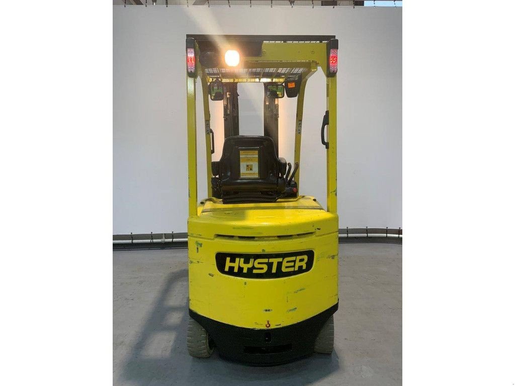 Frontstapler van het type Hyster E3.0XN, Gebrauchtmaschine in Antwerpen (Foto 3)