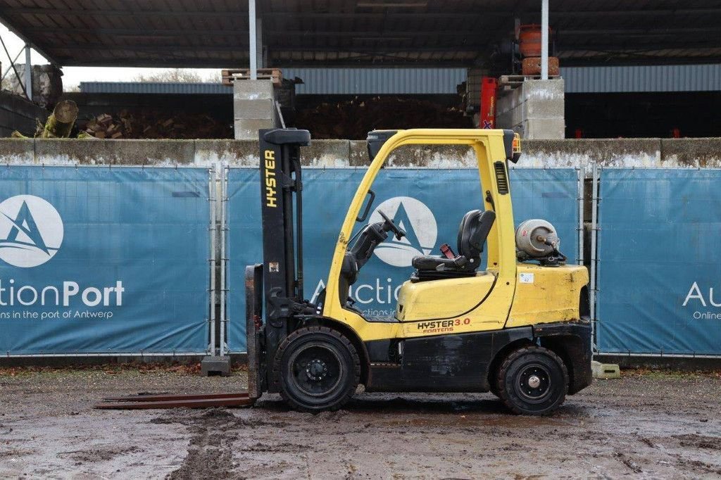 Frontstapler of the type Hyster Fortens 3.0, Gebrauchtmaschine in Antwerpen (Picture 2)