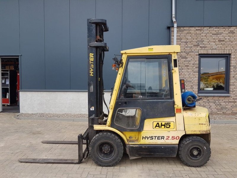 Frontstapler tip Hyster H2.50XM 2.5 ton Duplex Sideshift LPG Heftruck, Gebrauchtmaschine in VEEN (Poză 1)