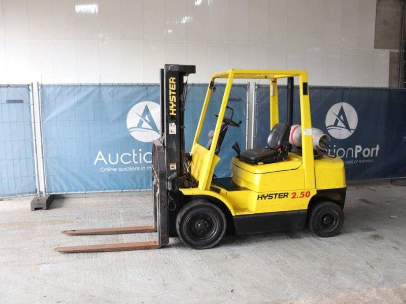 Frontstapler du type Hyster H2.50XM, Gebrauchtmaschine en Antwerpen (Photo 1)