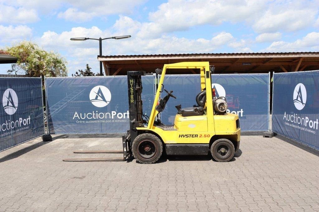 Frontstapler tip Hyster H2.50XMX, Gebrauchtmaschine in Antwerpen (Poză 2)