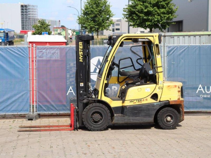 Frontstapler des Typs Hyster H2.5FT, Gebrauchtmaschine in Antwerpen (Bild 1)