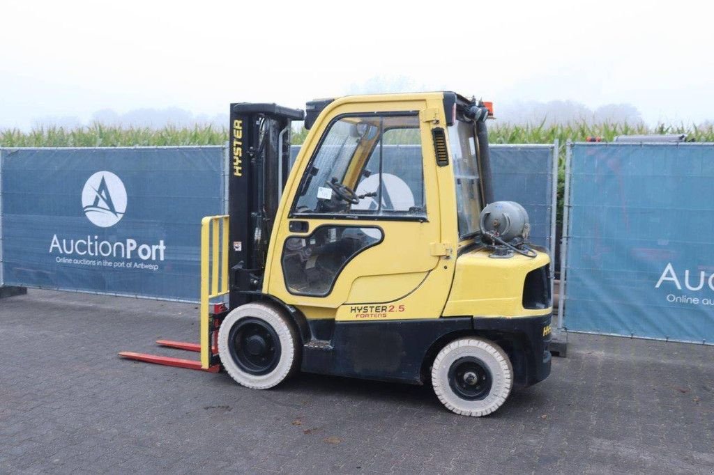 Frontstapler типа Hyster H2.5FT, Gebrauchtmaschine в Antwerpen (Фотография 3)