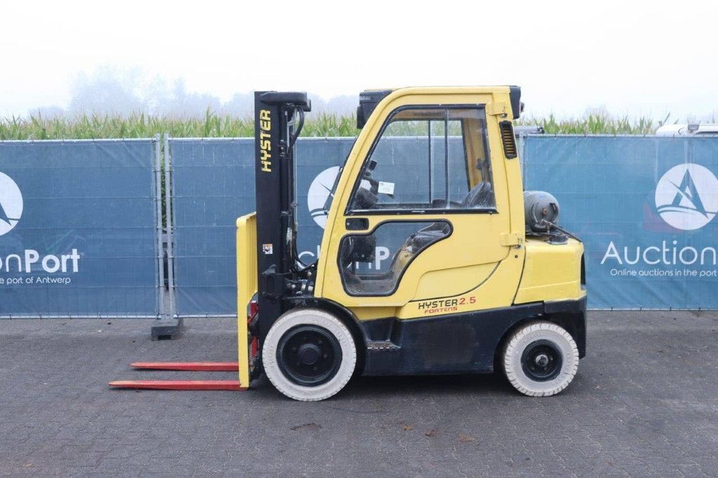 Frontstapler van het type Hyster H2.5FT, Gebrauchtmaschine in Antwerpen (Foto 2)