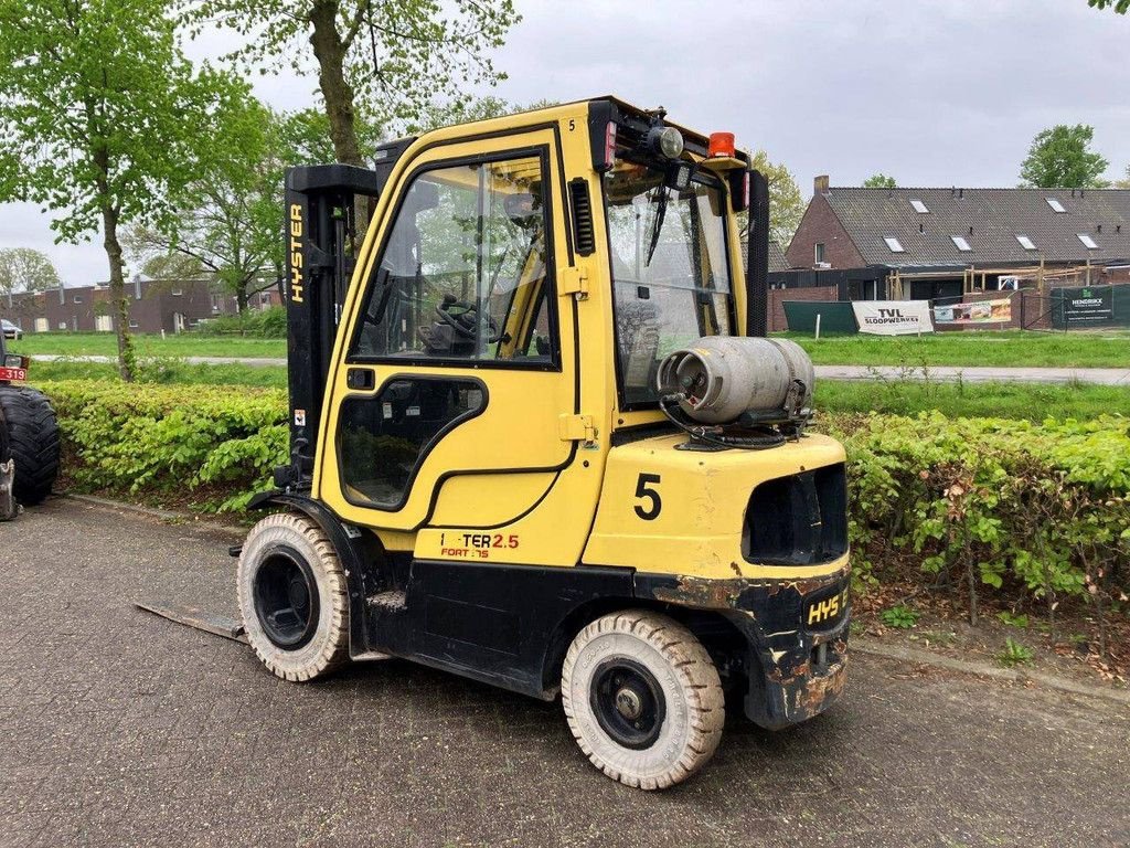 Frontstapler des Typs Hyster H2.5FT, Gebrauchtmaschine in Antwerpen (Bild 3)