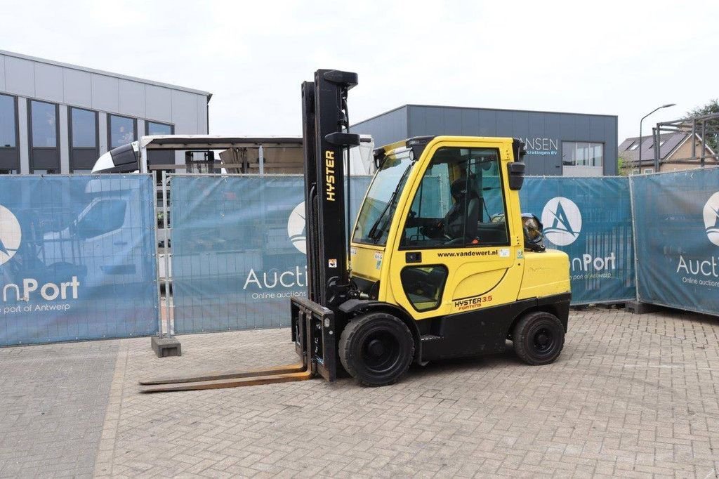 Frontstapler des Typs Hyster H3.5FT, Gebrauchtmaschine in Antwerpen (Bild 1)